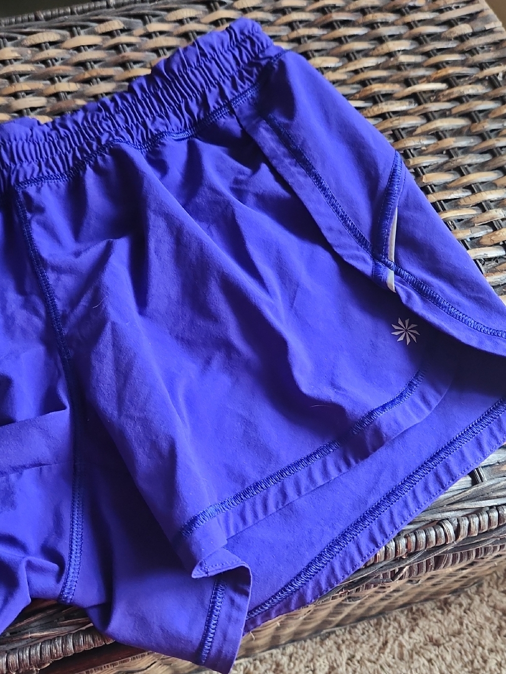 Athleta Royal Blue/purple Lightweight Running Shorts Womans Size Medium - Picture 7 of 8